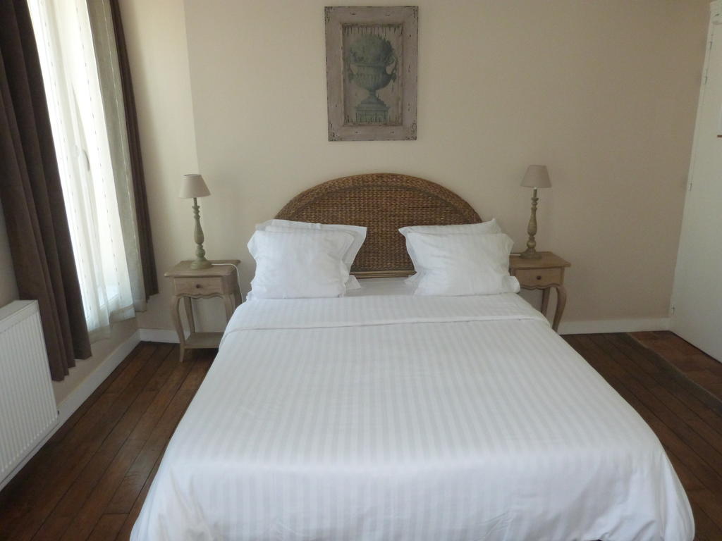 Hotel La Closeraie Sully-sur-Loire Zimmer foto