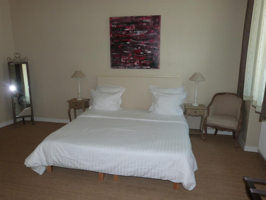 Hotel La Closeraie Sully-sur-Loire Zimmer foto