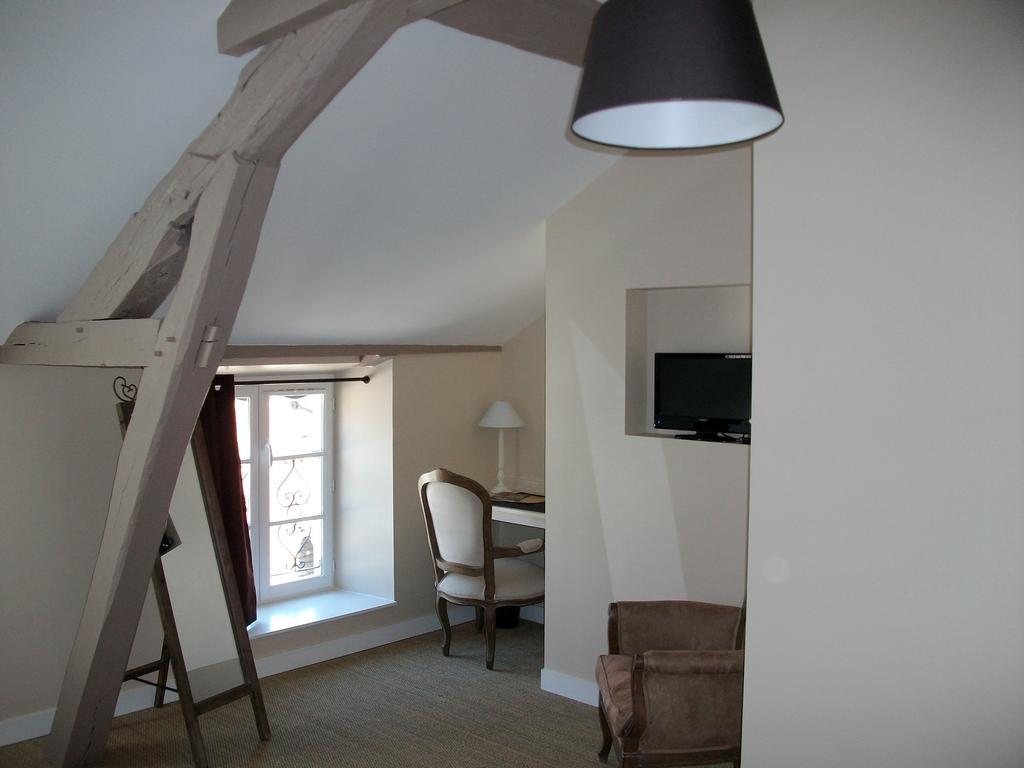 Hotel La Closeraie Sully-sur-Loire Zimmer foto