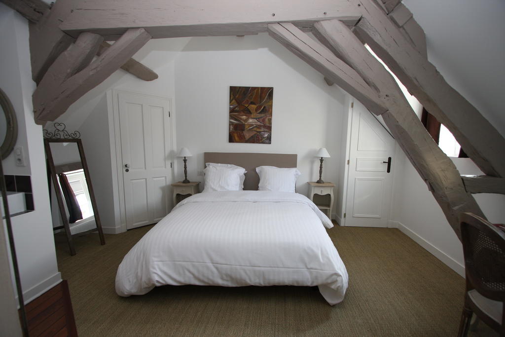 Hotel La Closeraie Sully-sur-Loire Zimmer foto